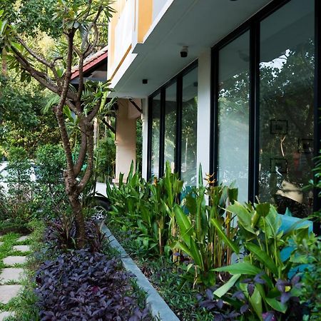 Angkor Sivutha Suites By Alfa Siem Reap Exterior photo